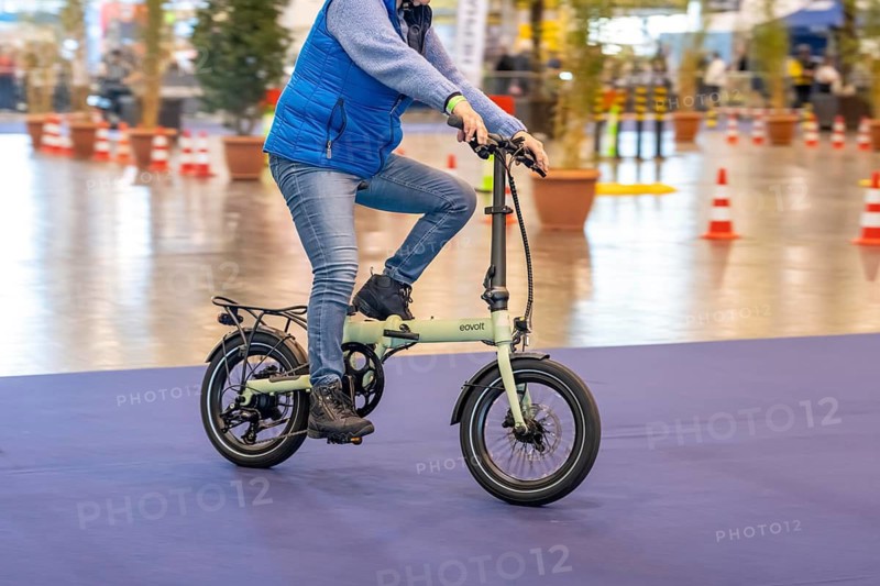 Test drives of new bikes at the public exhibition Fahrrad Essen, in the halls of Messe Essen, retailers and manufacturers show everything about bicycles, e-bikes, accessories, North Rhine-Westphalia, Germany