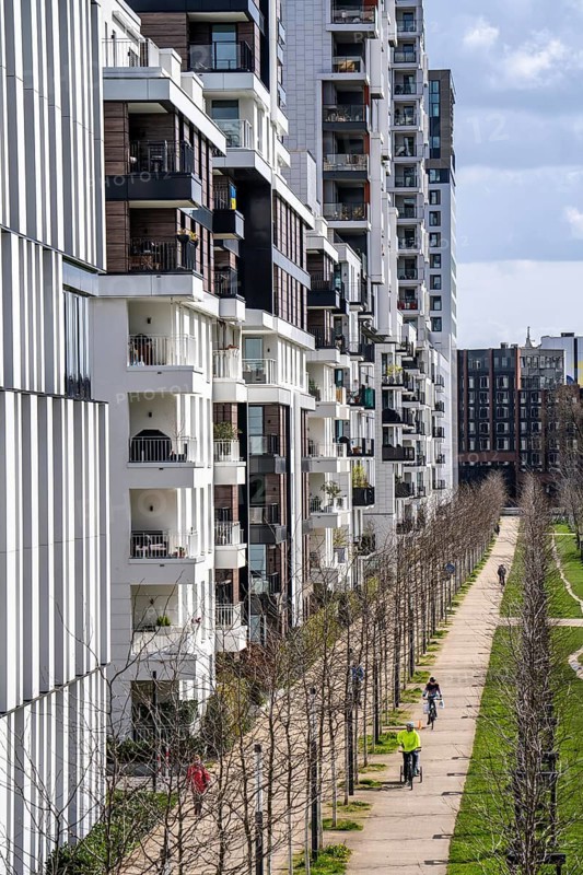 Modern residential neighbourhood along Toulouser Allee, high-rise buildings with flats and offices, on former railway premises, freight yard, commercial areas, North Rhine-Westphalia, Germany