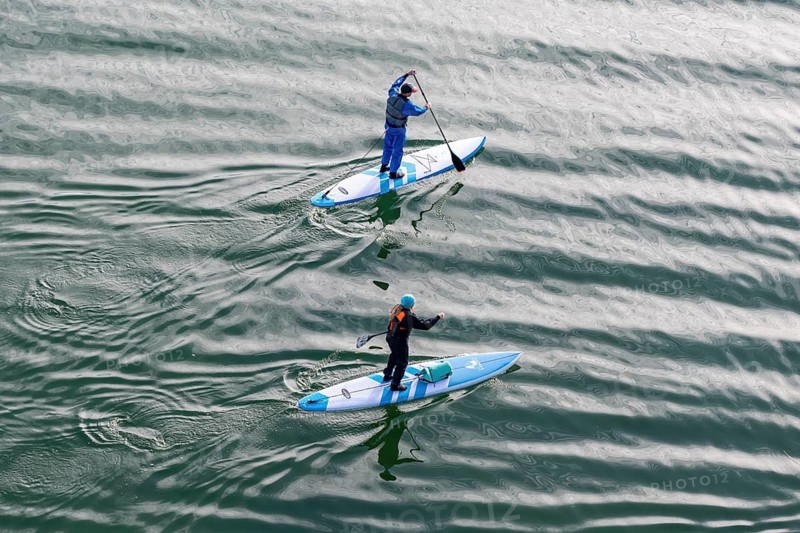 Two stand-up paddlers on Lake Constance, Friedrichshafen, Bodenseekreis, Baden-Württemberg, Germany