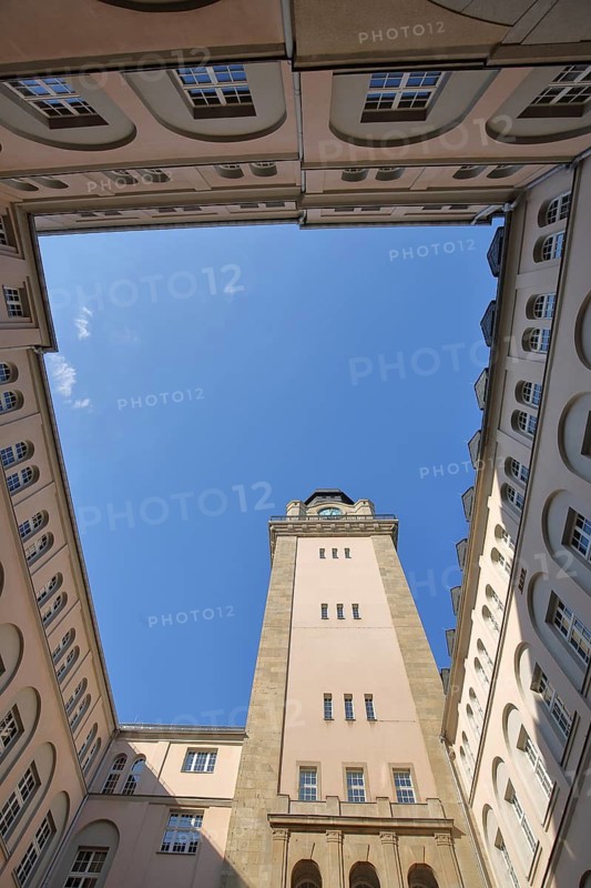 Inner courtyard with view upwards from the New Town Hall, perspective, new, Altmarkt, Plauen, Vogtland, Saxony, Germany
