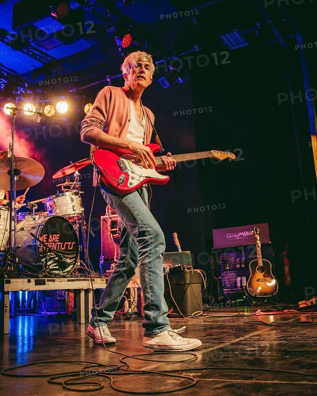 Keith Murray, singer and guitarist of We are Scientists live on Europe 2025 Tour at the Columbia Theatre in Berlin on 07.05.2025
