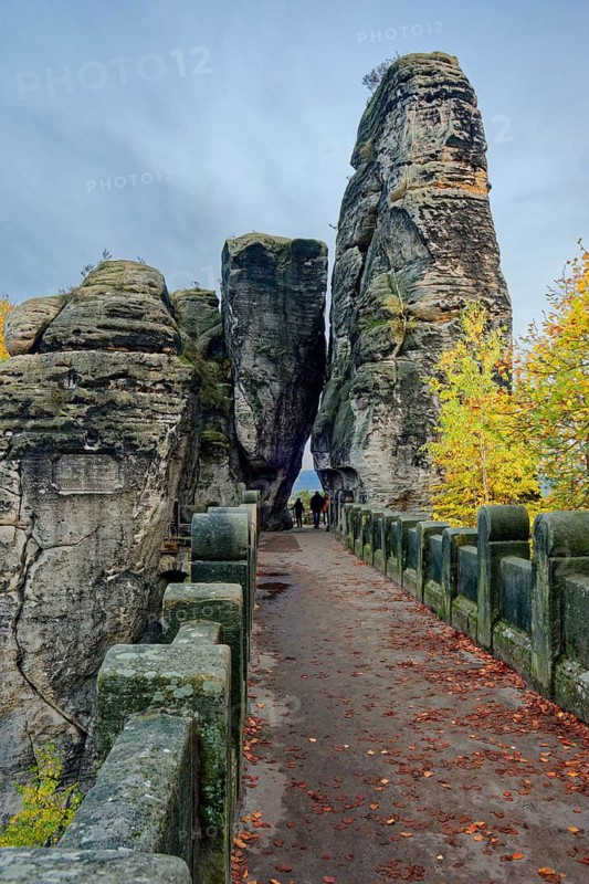 Evening atmosphere at the Bastei Bridge, Bastei, Lohmen, Saxon Switzerland, Elbe Sandstone Mountains, Saxony, Germany