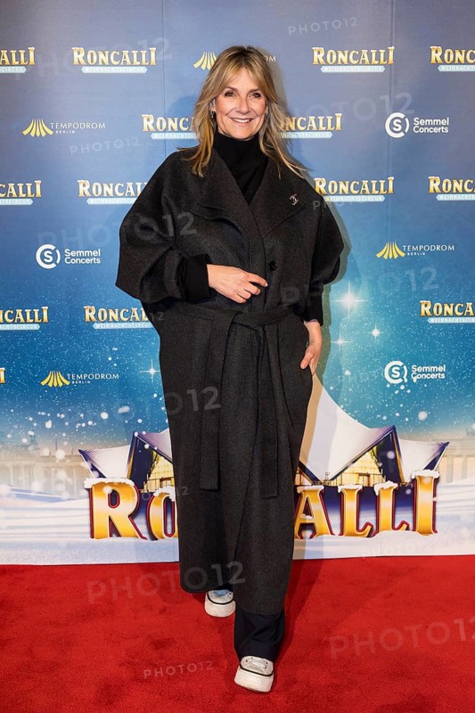 Kim Fisher at the premiere of the 20th Original Roncalli Christmas Circus in Berlin's Tempodrom on 20 December 2024