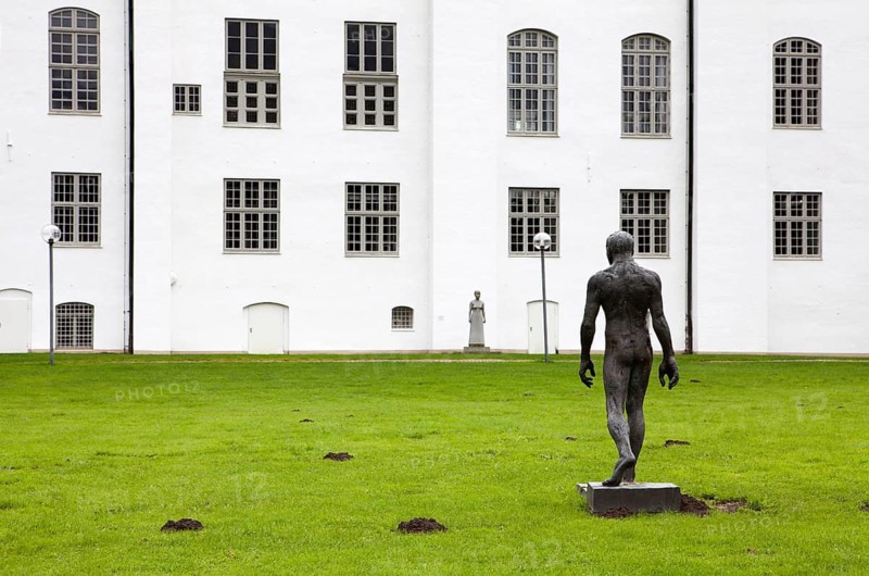 Gottorf Palace, Sculpture Park, Edgar Augustin, Schreitender, Schleswig, Schleswig-Holstein, Germany