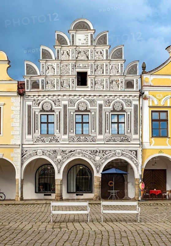 Renaissance Dum U Michala House with sgraffiti of commanders from the Old Testament, 61 Zachariáše z Hradce Square, Telc, Czech Republic