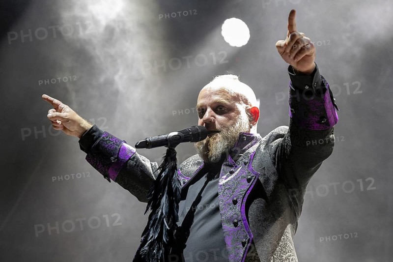 Martin Engler, Singer, Mono Inc., Dark-Rock Band, D, live on Live 2025 Tour at Columbiahalle Berlin on 10 October 2025