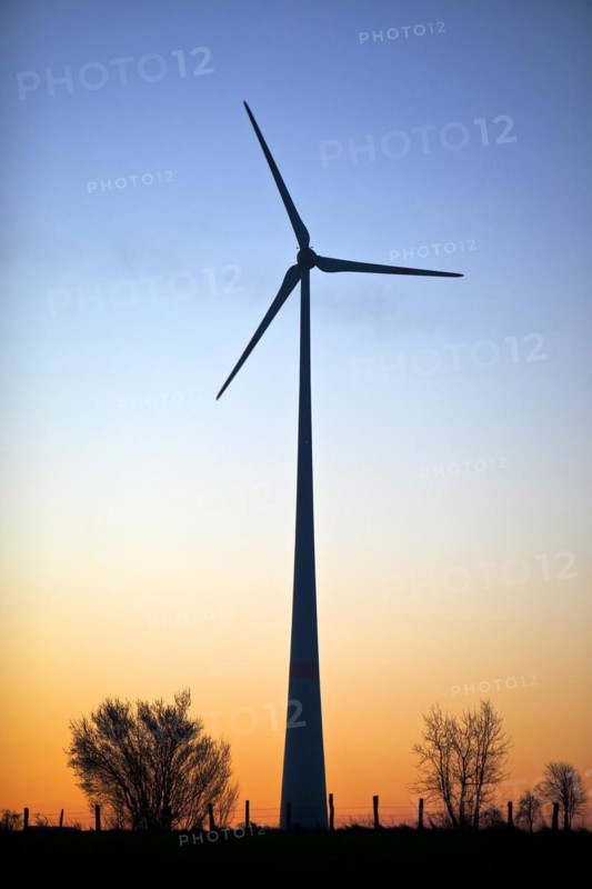 Wind turbines at dawn, Wevelsburg wind farm, Büren, Paderborn plateau, North Rhine-Westphalia, Germany