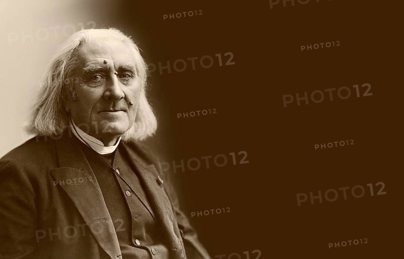 Portrait of Franz Liszt, 1811-1886, Hungarian composer, virtuoso pianist, photograph by Nadar, about 1870