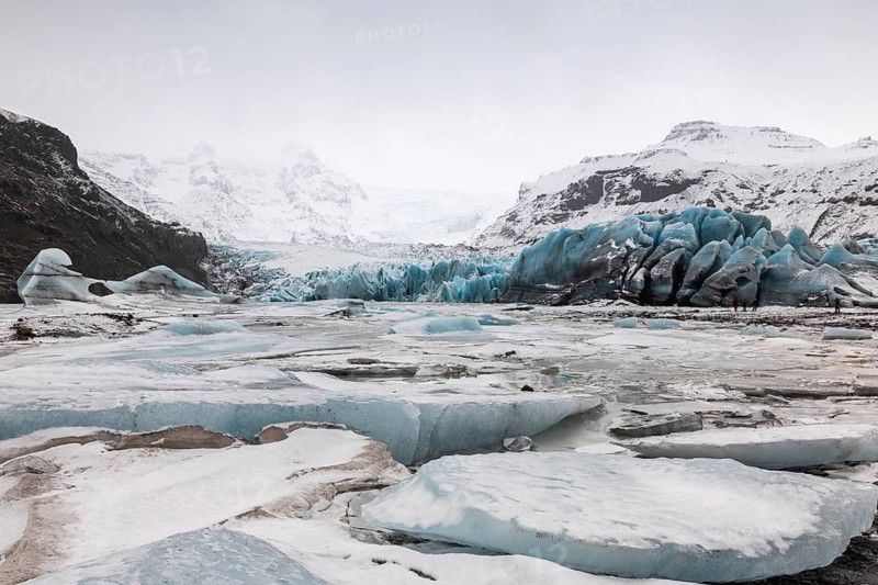 Glacier lagoon, glacier ice, forged glacial lake, mountain, snow, winter, Svinafellsjökull, Breiðamerkurjökull, Vatnajökull, Iceland, Scandinavia
