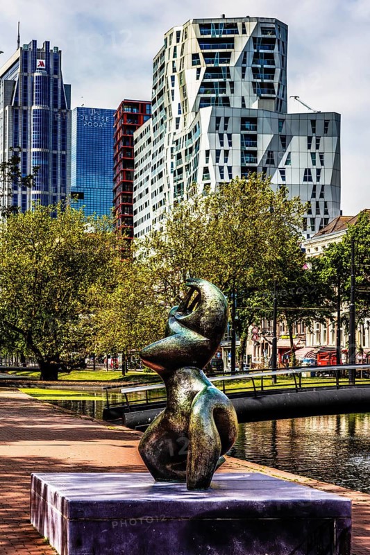 Sculpture The Great Musician playing a lyre, by Henri Laurens, 1938, at Westersingel, Rotterdam, the Netherlands