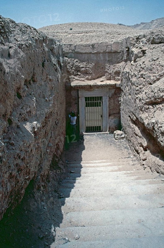 Hypogeum, underground burial chamber of the Three Brothers, Palmyra, Syria, May 1987, vintage, retro, old, historical