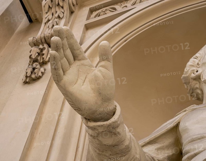 Detailed photo, statues at the French Cathedral on Gendarmenmarkt, Berlin, Germany
