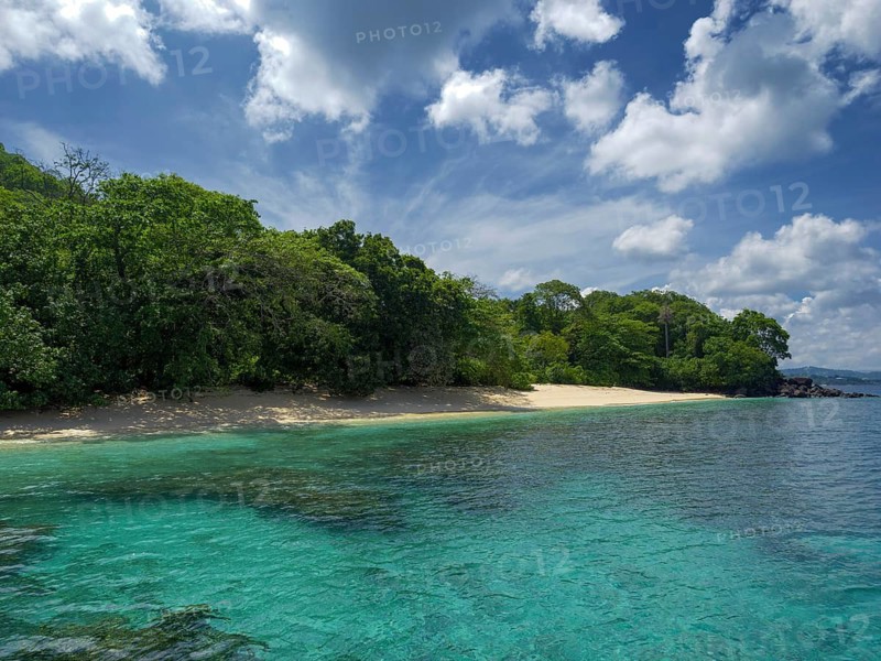 Bay, reef and beach, Pulisan, North Sulawesi, Indonesia