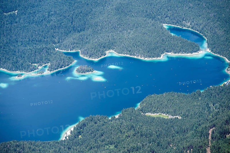 View of the Eibsee lake, from the summit of the Zugspitze, Wetterstein range, Wetterstein range, Bavaria, Germany