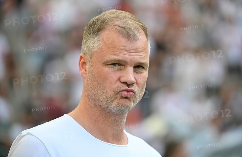 Chief Sports Officer Fabian Wohlgemuth VfB Stuttgart, portrait, gesture, gesture, thoughtful, MHPArena, MHP Arena Stuttgart, Baden-Württemberg, Germany
