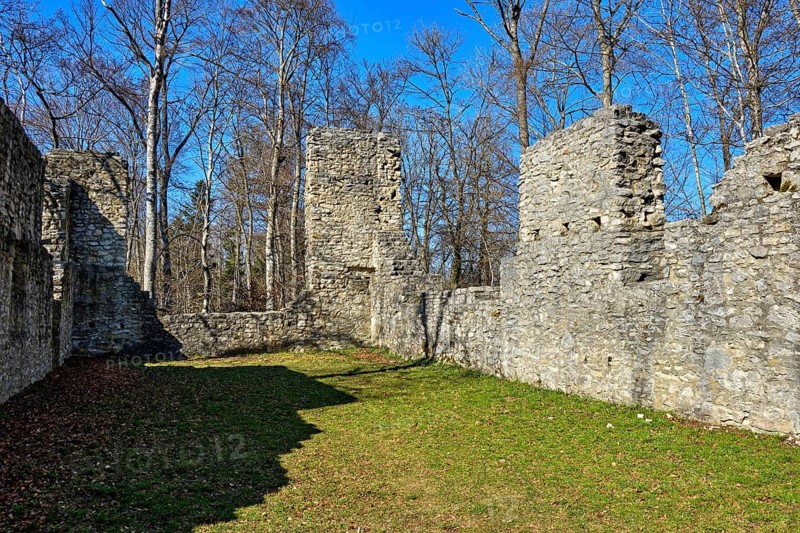 The Hohenmelchingen castle ruin on the Zollernalb near Melchingen, Burladingen, Swabian Alb, Baden-Württemberg, Germany
