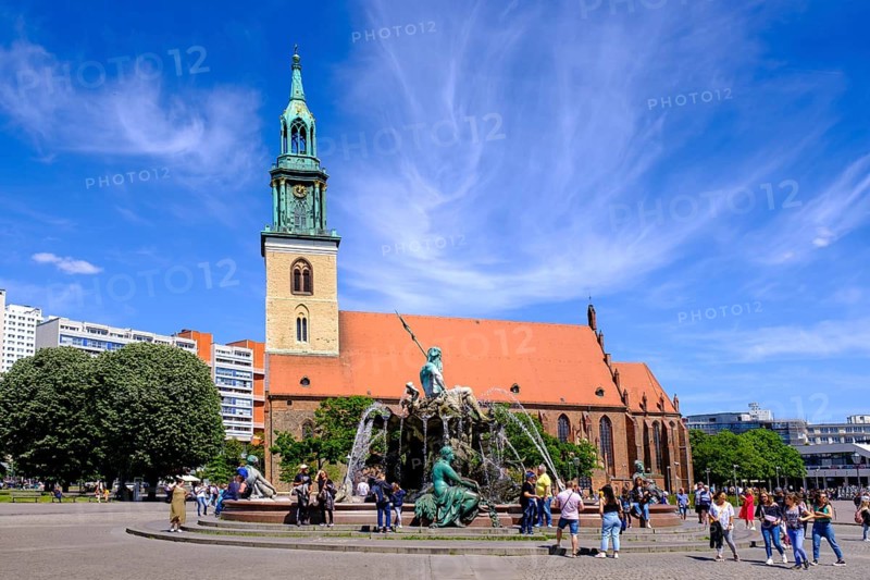 St Mary's Church, with Neptune Fountain, Rathausstraße, Berlin, Germany