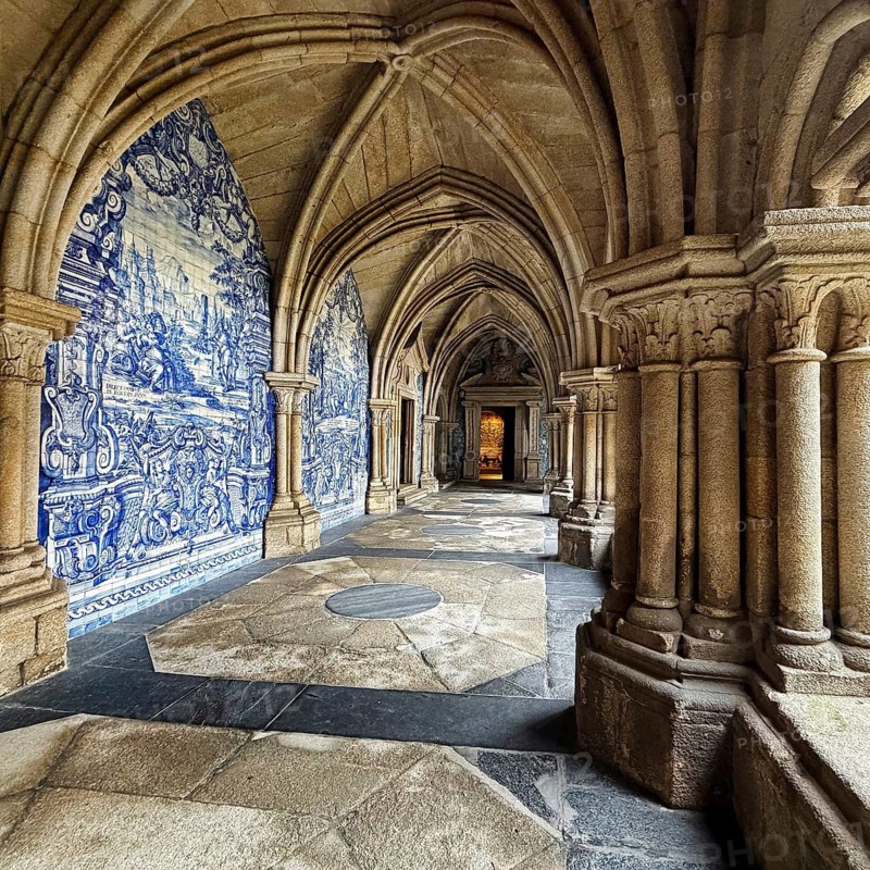 The Gothic cloister of Porto Cathedral was decorated with blue and white azulejos tiles, Sé do Porto, Portugal