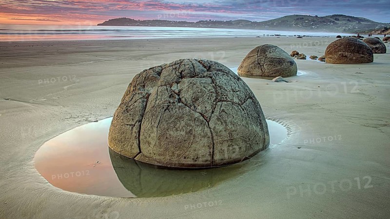 New Zealand, Moeraki Boulders, Otago, Moeraki, stone spheres, South Island, New Zealand
