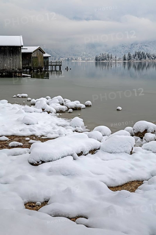 Snow, lake, wooden huts, trees, reflection, clouds, onset of winter, Kochel, Alpine foothills, Bavaria, Germany