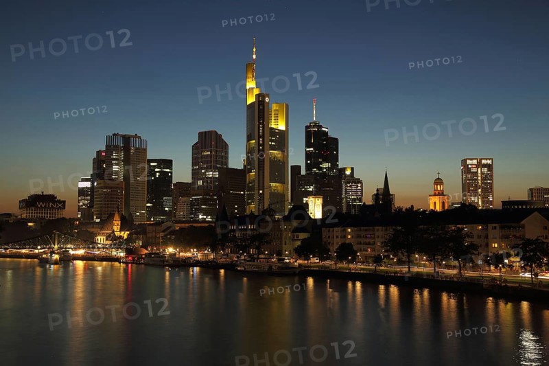Skyline with skyscrapers and banks of the Main of Frankfurt at dusk, night view, blue hour, river, banks of the Main, skyscrapers, Main Tower 200m, Commerzbank 259m, St. Paul's Church, lighting, lighting mood, Frankfurt am Main, Hesse, Germany