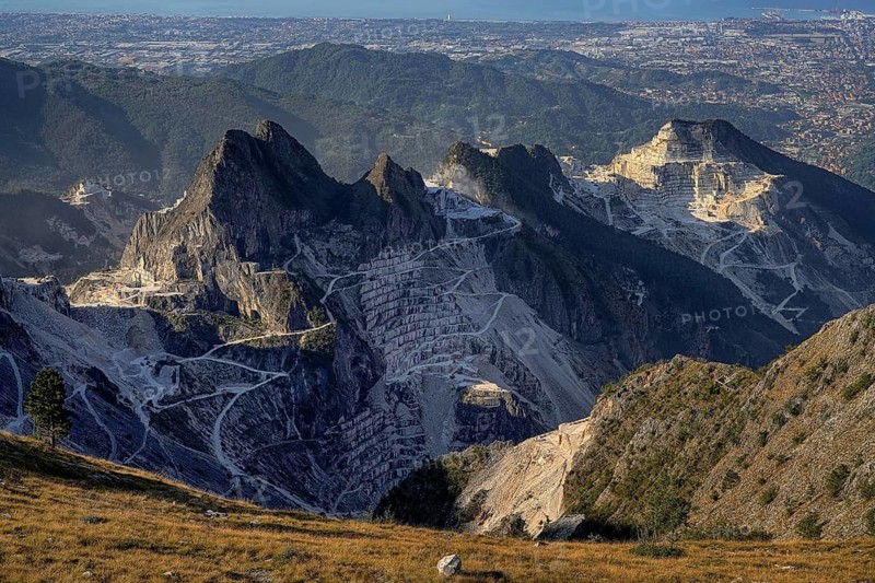 Natural stone, marble, Carrara marble, marble quarries, marble quarry, Carrara, Italy