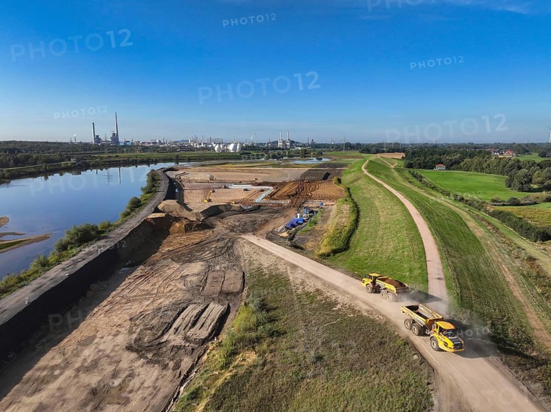 Haltern-Marl, North Rhine-Westphalia, Germany - Lippe, flood protection in the Haltern-Lippramsdorf-Marl area (HaLiMa) . Flood protection on the River Lippe by relocating the dyke and thus extending the floodplain. Marl Chemical Park at the back