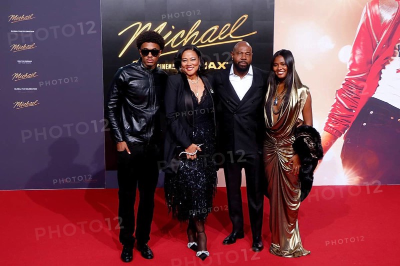 Brando Fuqua (son), Lela Rochon (woman of) Antoine Fuqua and daughter Asia Rochon Fuqua at the world premiere of the film Michael at Uber Platz in Berlin on 10 April 2026