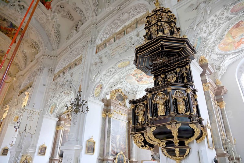 Benediktbeuern Abbey, former Benedictine Abbey, today a branch of the Salesians of Don Bosco, choir room of the monastery church of St. Benedict with pulpit, Bad Tölz-Wolfratshausen district, Upper Bavaria, Bavaria, Germany
