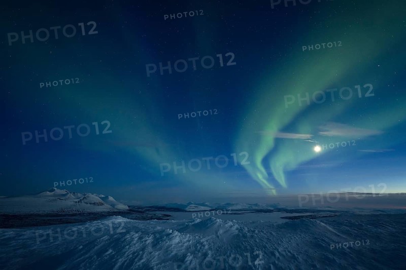 Northern Lights (Aurora borealis) over Lake Akkajaure and the Akkamassif, Stora Sjöfallet National Park, Laponia World Heritage Site, Norrbotten, Lapland, Sweden, April 2021