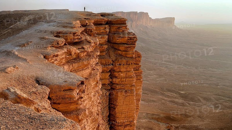 Edge of the world, edge of the world, 1131 metres high, cliff, cliffs, rocks, abyss, rock formation, Tuwaik Mountains, Saudi Arabia, Middle East, Near East