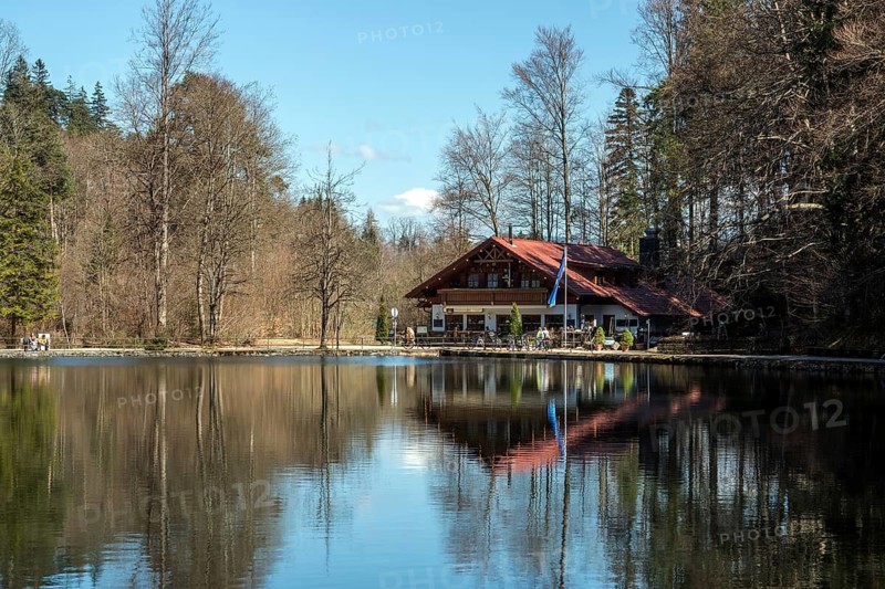 Mittersee, behind Waldwirtschaft am Mittersee, Füssen, Allgäu, Bavaria, Germany