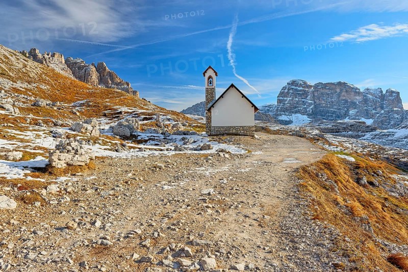 Cappella degli Alpini, chapel, autumn, snow, blue sky, hiking, nobody, mountains, Dolomites, Ampezzo Dolomites nature park Park, South Tyrol, Alto Adige