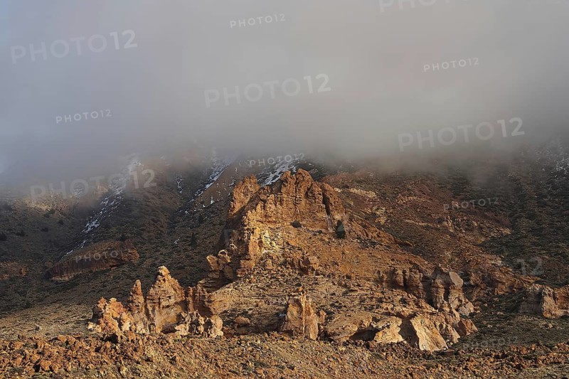 Mountain landscape with rocks and clouds in the sky, Teide, Parque Nacional del Teide, Teide National Park, volcano, volcanism, UNESCO World Heritage Site, Tenerife, Canary Islands, Spain