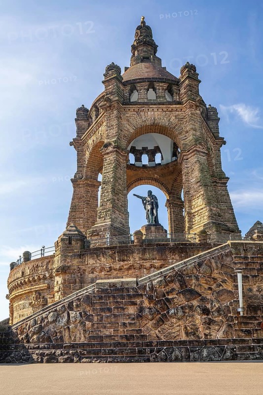 Kaiser Wilhelm Monument, Porta Westfalica, Weser Valley, Weserbergland, North Rhine-Westphalia, Germany