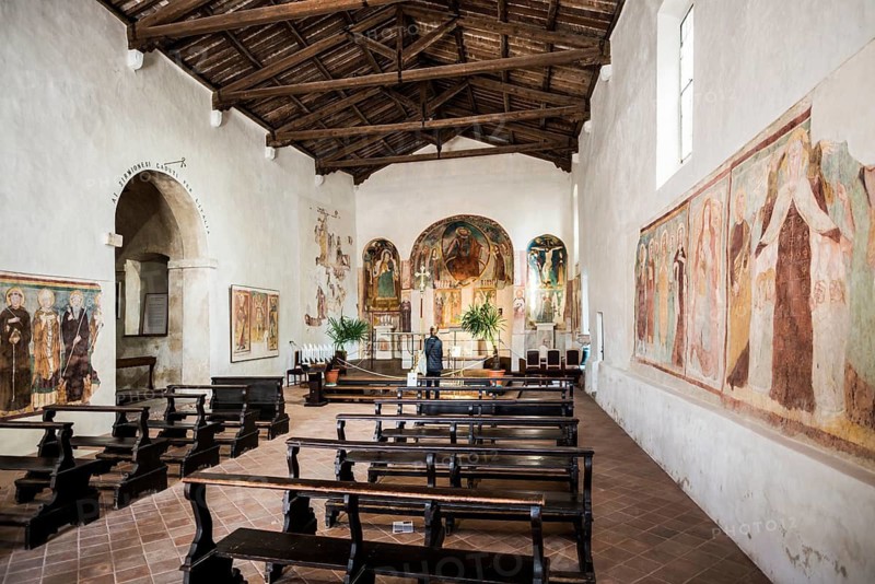 Medieval chapel, San Pietro in Mavina, Sirmione, Lake Garda, Brescia province, Lombardy region, Italy