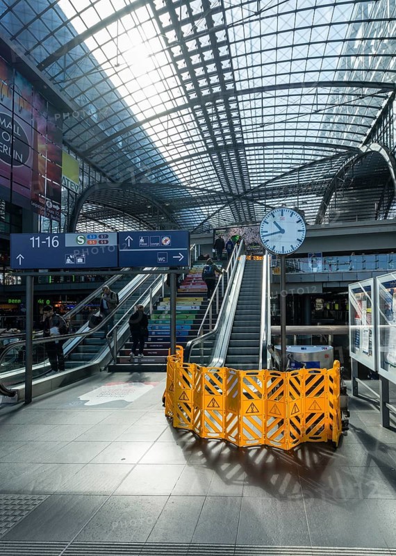 Central Station, yellow barriers on escalators at Berlin Central Station, which have been defective for 5 months and have not been repaired, Germany