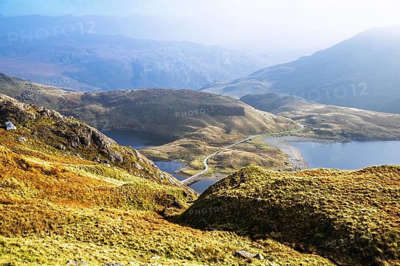 Pyg Track over Llyn Llydaw lake, Pen-y-Pass, mountain pass, Snowdonia, Gwynedd, north-west Wales, UK