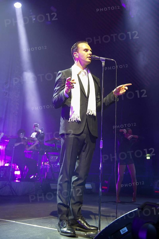 Theo Hutchcraft (singer) from HURTS live on 15 Years of Happiness Tour at Tempodrom Berlin on 24/05/2025