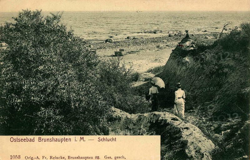 Historic postcard around 1900, Baltic resort Brunshaupten i.M, gorge, historic place on the Mecklenburg Baltic Sea coast, which merged with Arendsee and Fulgen in 1937 to form today's Baltic resort Kühlungsborn, Mecklenburg-Western Pomerania, Germany, reproduction of a postcard, historical