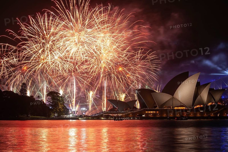 Sydney 2021 Australia Day fireworks in the harbor