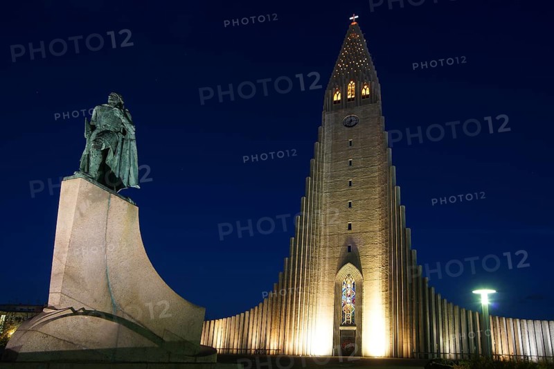 Iceland, Hallgrimm Church at night, Europe, Reykjavik