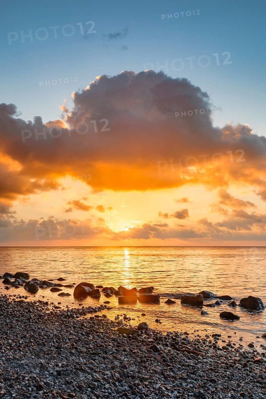 Beach in Jasmund National Park, Sassnitz, Rügen, Mecklenburg-Western Pomerania, Germany, Sassnitz, Mecklenburg-Western Pomerania, Germany