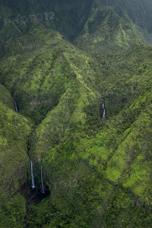 Aerial view Hanalei Falls, Hanalei Valley, Kauai, Hawaii, USA, North America