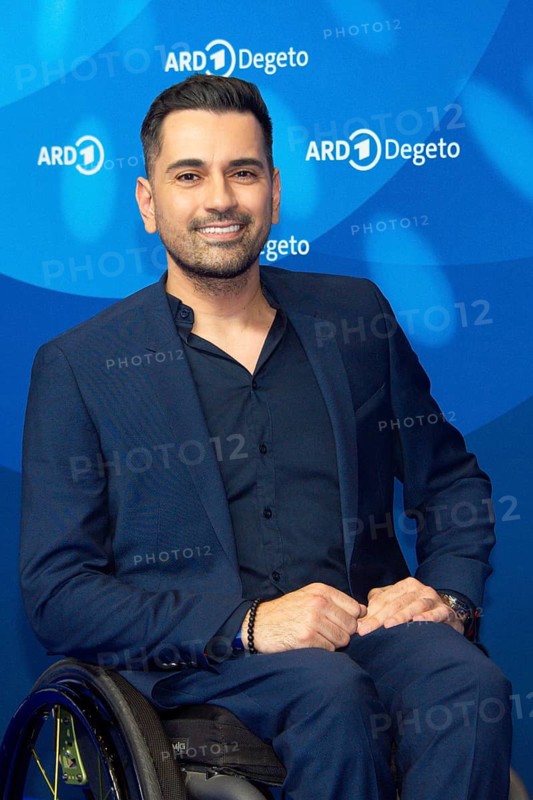 Tan Caglar, ARD BLUE HOUR 2025, Photo Call, Hotel Telegraphenamt, Berlin, 14.02.2025