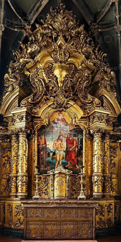 St. John the Baptist Chapel with Manueline Triumphal Arch, Rococo Talha Dourada, São Francisco Church, UNESCO World Heritage Site, Poto, Portugal