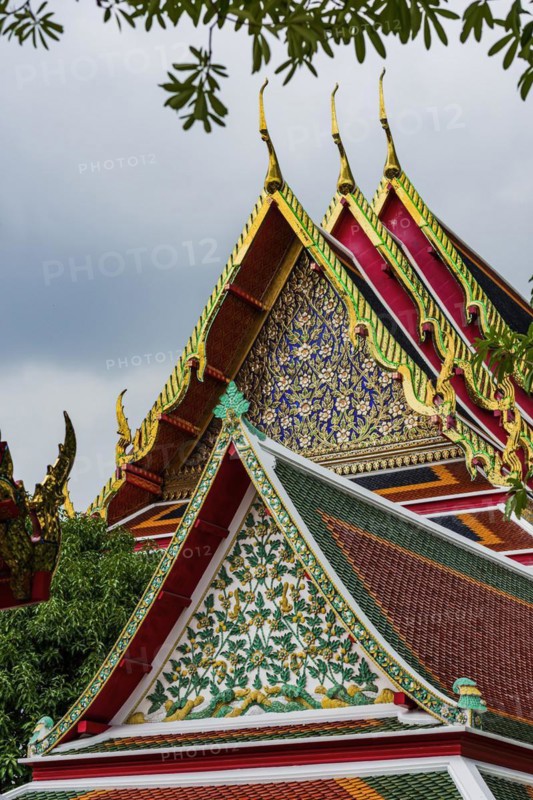 Ornate building at Wat Pho Temple, Buddhism, religion, world religion, art, architecture, architecture, culture, believing, faith, peace, Asian, building, sacred building, travel, holiday, tourism, palace, tradition, traditional, decoration, decorated, facade, tower, house of prayer, building, attraction, landmark, ornate, pomp, splendid, colourful, shape, architectural style, symmetry, history, cultural history, Bangkok, Thailand