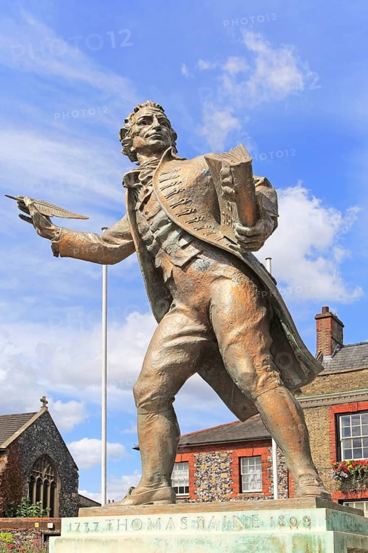 Thomas Paine statue sculpture, 1737-1809, Thetford, Norfolk, England, UK