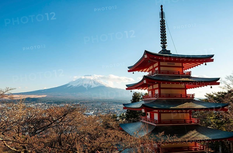 Five-story pagoda of a Shinto Shrine, Chureito Pagoda, with views of Fujiyoshida City and Mount Fuji Volcano, Arakura Fuji Sengen Shrine, Arakurayama Sengen Park, Yamanashi Prefecture, Japan