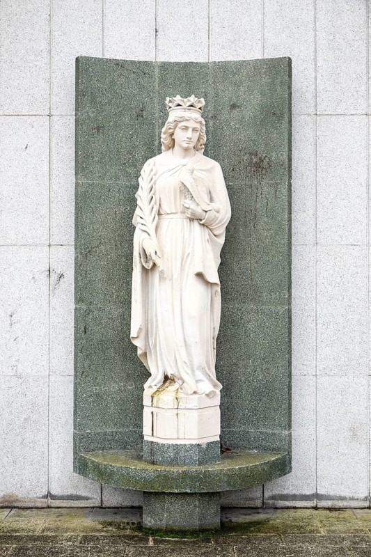 Marble statue crowned female figure holding dove and palm frond representing Peace, sculptor Harry Hems, Guildhall, Plymouth, Devon, England, UK